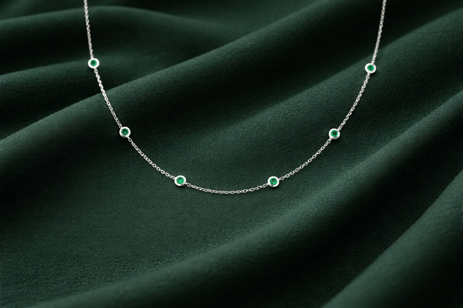 Menat Station — Bezel Emeralds — Colombian emerald necklace by VEDRA Emeralds (ref. MC10)